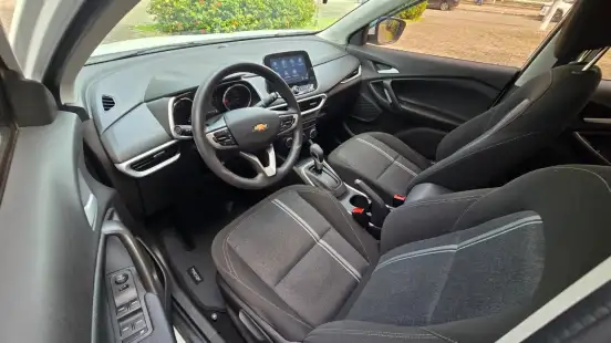 CHEVROLET-TRACKER-2023