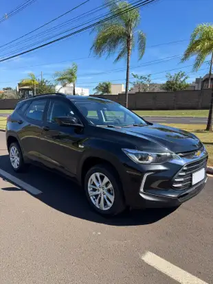 CHEVROLET-TRACKER-2024