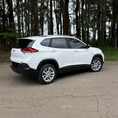 CHEVROLET-TRACKER-2021