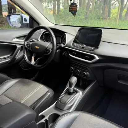 CHEVROLET-TRACKER-2021