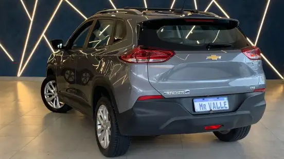 CHEVROLET-TRACKER-2021