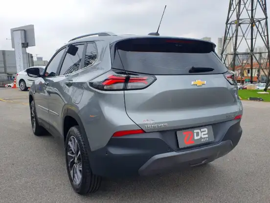 CHEVROLET-TRACKER-2025