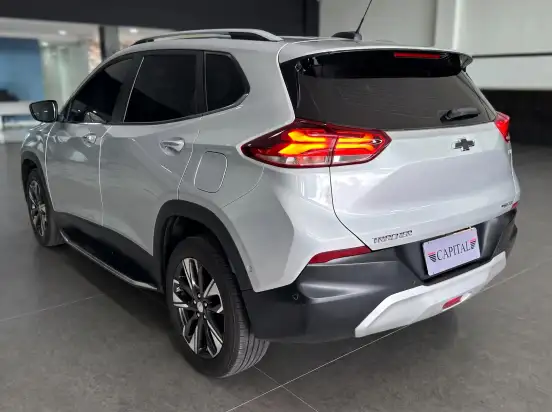 CHEVROLET-TRACKER-2020