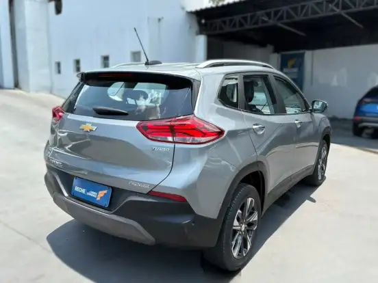 CHEVROLET-TRACKER-2024