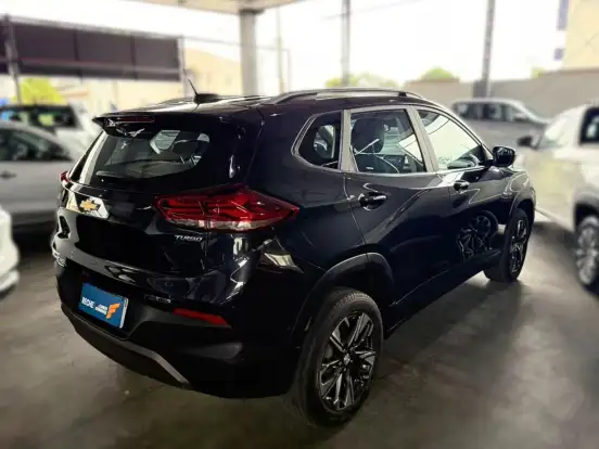CHEVROLET-TRACKER-2024