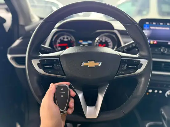 CHEVROLET-TRACKER-2024