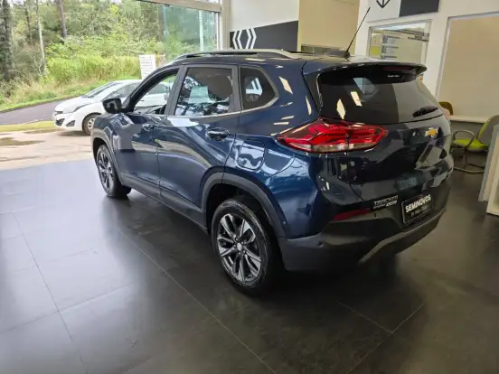 CHEVROLET-TRACKER-2024