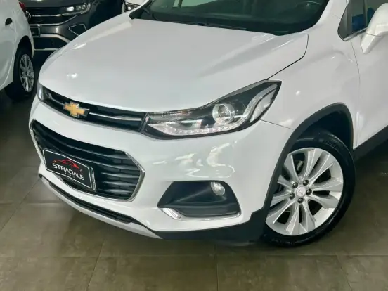 CHEVROLET-TRACKER-2018
