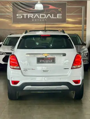 CHEVROLET-TRACKER-2018