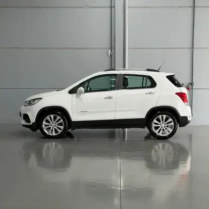 CHEVROLET-TRACKER-2019