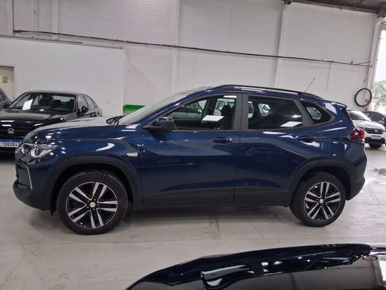 CHEVROLET-TRACKER-2025