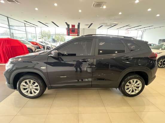 CHEVROLET-TRACKER-2024