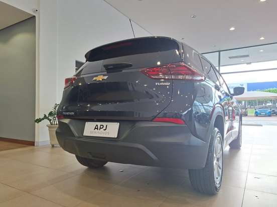 CHEVROLET-TRACKER-2024