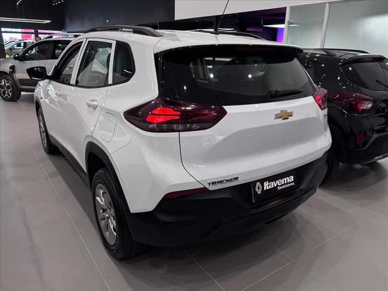 CHEVROLET-TRACKER-2022