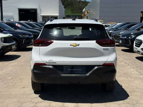 CHEVROLET-TRACKER-2024