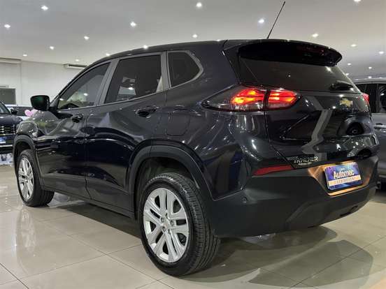 CHEVROLET-TRACKER-2025