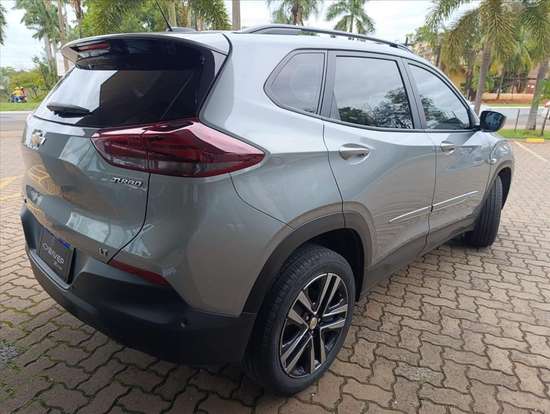 CHEVROLET-TRACKER-2024