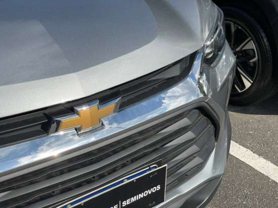 CHEVROLET-TRACKER-2023