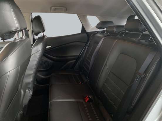 CHEVROLET-TRACKER-2023