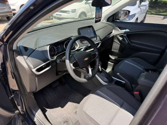 CHEVROLET-TRACKER-2023