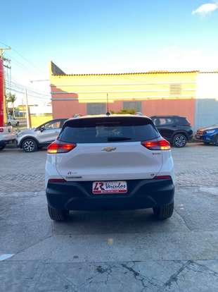 CHEVROLET-TRACKER-2023