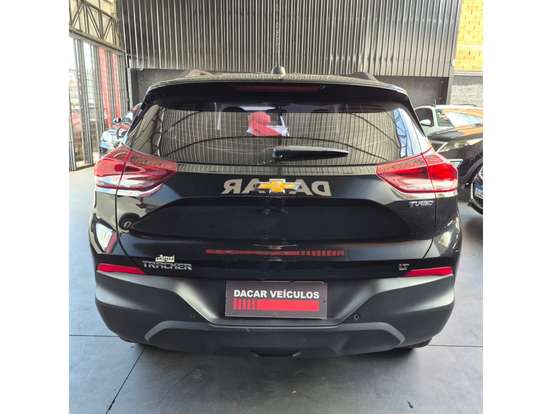 CHEVROLET-TRACKER-2023