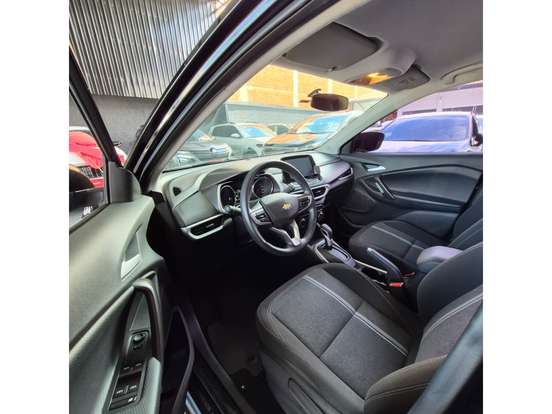 CHEVROLET-TRACKER-2023