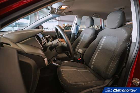 CHEVROLET-TRACKER-2023