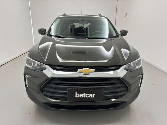 CHEVROLET-TRACKER-2024