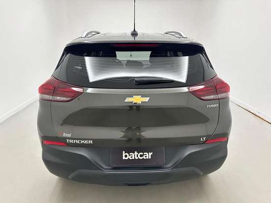 CHEVROLET-TRACKER-2024