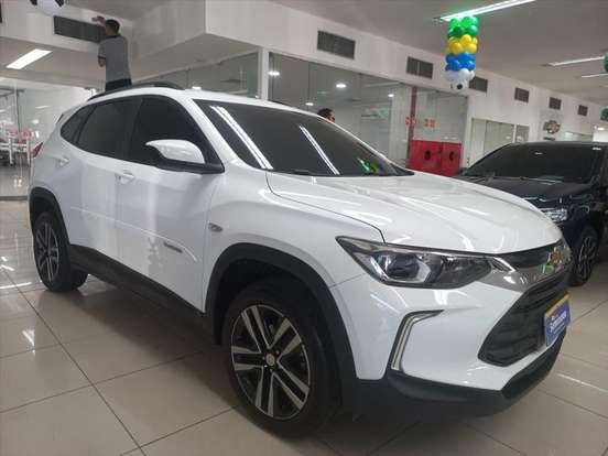 CHEVROLET-TRACKER-2023