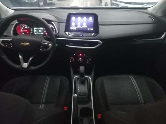CHEVROLET-TRACKER-2023