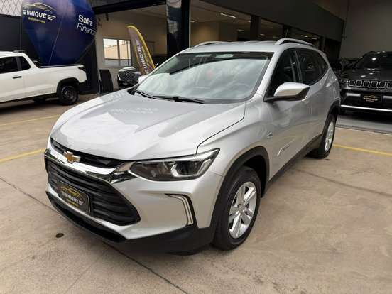 CHEVROLET-TRACKER-2020