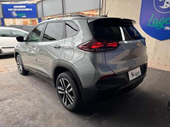 CHEVROLET-TRACKER-2023