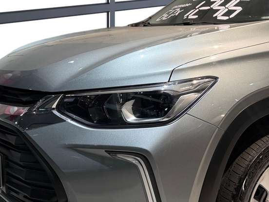 CHEVROLET-TRACKER-2024