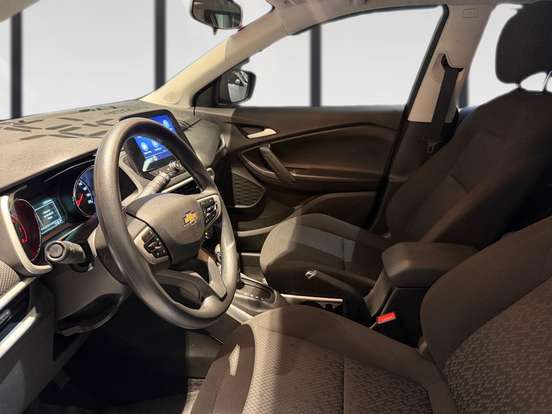 CHEVROLET-TRACKER-2024
