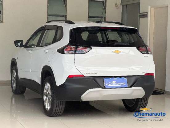 CHEVROLET-TRACKER-2025