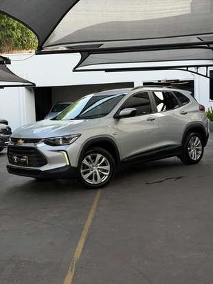 CHEVROLET-TRACKER-2022