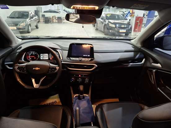 CHEVROLET-TRACKER-2025