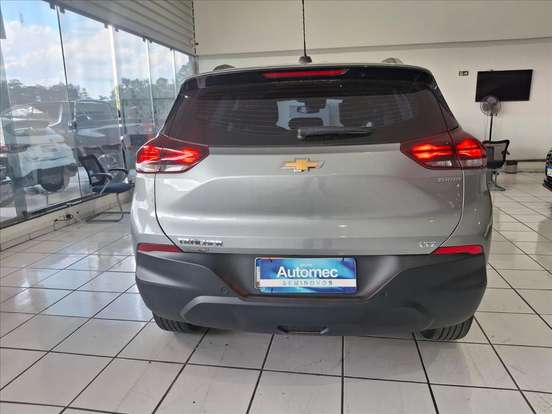CHEVROLET-TRACKER-2024
