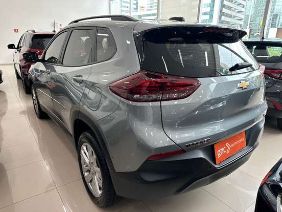 CHEVROLET-TRACKER-2024