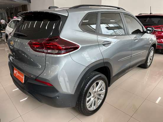 CHEVROLET-TRACKER-2024