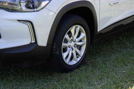 CHEVROLET-TRACKER-2021