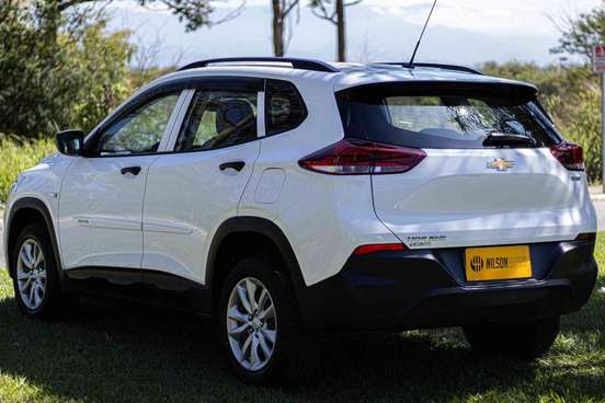 CHEVROLET-TRACKER-2021