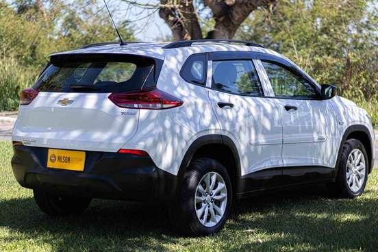 CHEVROLET-TRACKER-2021