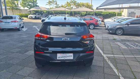 CHEVROLET-TRACKER-2023