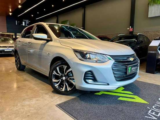 CHEVROLET-TRACKER-2023