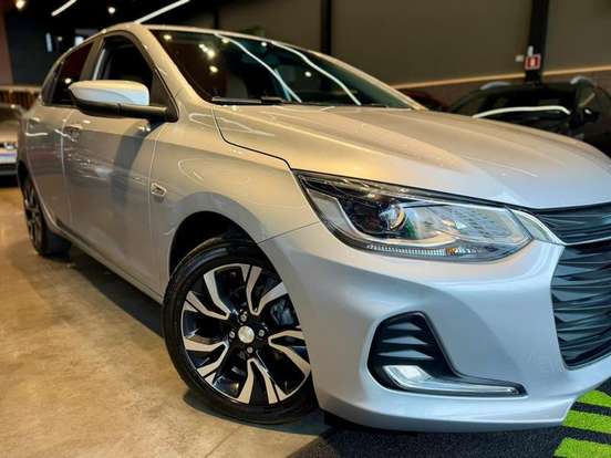 CHEVROLET-TRACKER-2023
