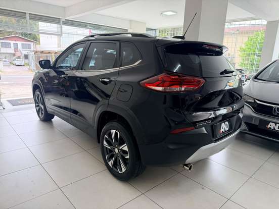 CHEVROLET-TRACKER-2020