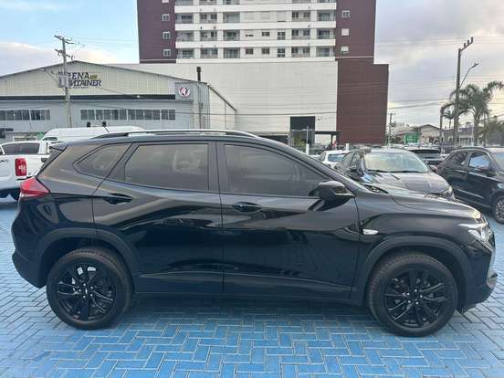 CHEVROLET-TRACKER-2020